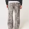 Vaqueros holgados de carpintero con estampado de camuflaje Vaqueros holgados de carpintero con estampado de camuflaje