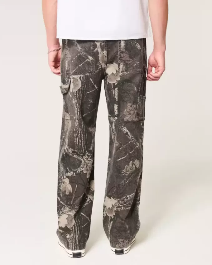 Vaqueros holgados de pintor con estampado de camuflaje Vaqueros holgados de pintor con estampado de camuflaje