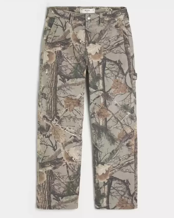 Vaqueros holgados de pintor con estampado de camuflaje