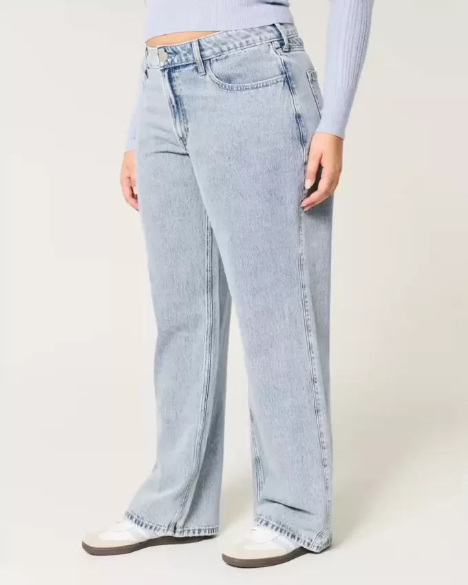 Vaqueros holgados de talle medio con curvas y lavado medio Vaqueros holgados de talle medio con curvas y lavado medio
