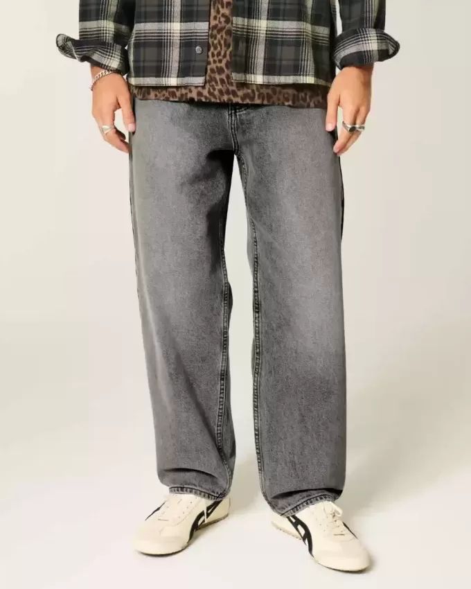 Vaqueros holgados estilo skater en gris lavado Vaqueros holgados estilo skater en gris lavado