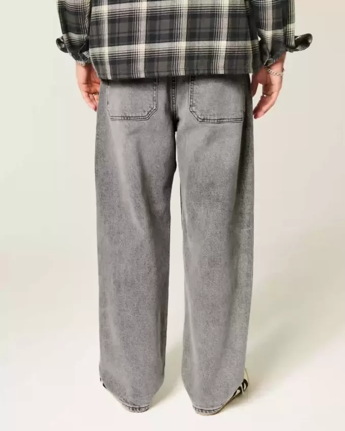Vaqueros holgados estilo skater en gris lavado Vaqueros holgados estilo skater en gris lavado