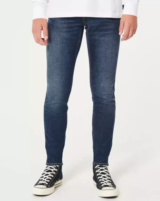 Vaqueros super ajustados con lavado oscuro Vaqueros super ajustados con lavado oscuro