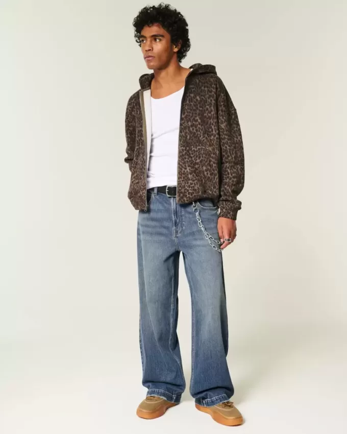 Vaqueros super holgados con estampado de dados y lavado oscuro Vaqueros super holgados con estampado de dados y lavado oscuro