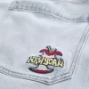 Vaqueros super holgados con lavado claro y gráfico de Nueva York Vaqueros super holgados con lavado claro y gráfico de Nueva York