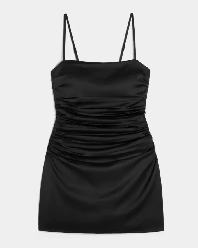 Vestido ajustado con lazo en la espalda de satén Vestido ajustado con lazo en la espalda de satén