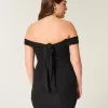 Vestido ajustado de malla con hombros descubiertos Vestido ajustado de malla con hombros descubiertos