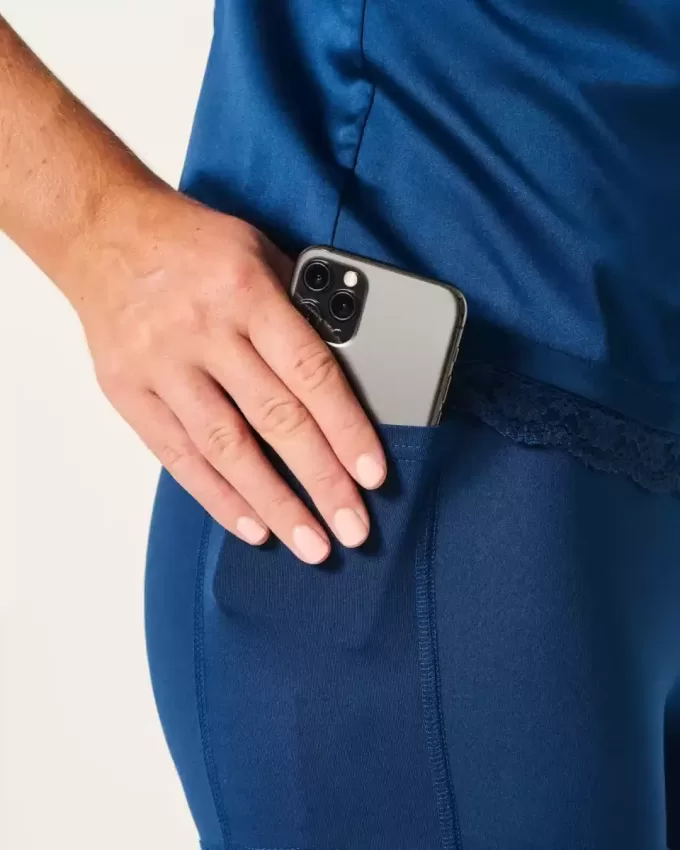 Vestido ajustado de satén sin tirantes con lazo Vestido ajustado de satén sin tirantes con lazo
