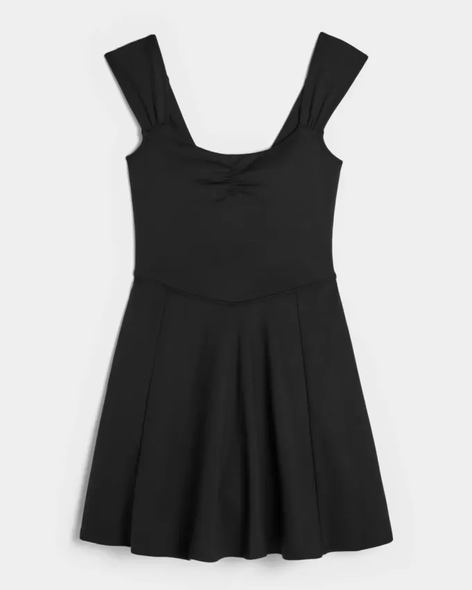 Vestido con cintura elástica Gilly Hicks Active