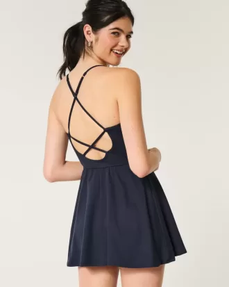 Vestido con espalda de tiras activa de Gilly Hicks