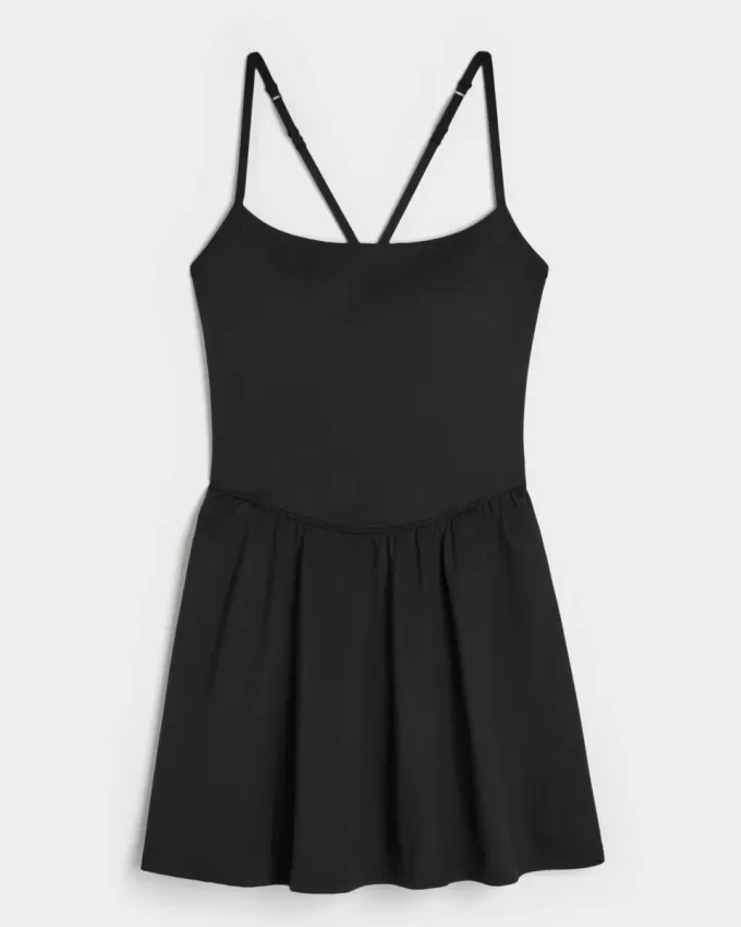 Vestido con espalda de tiras activa de Gilly Hicks