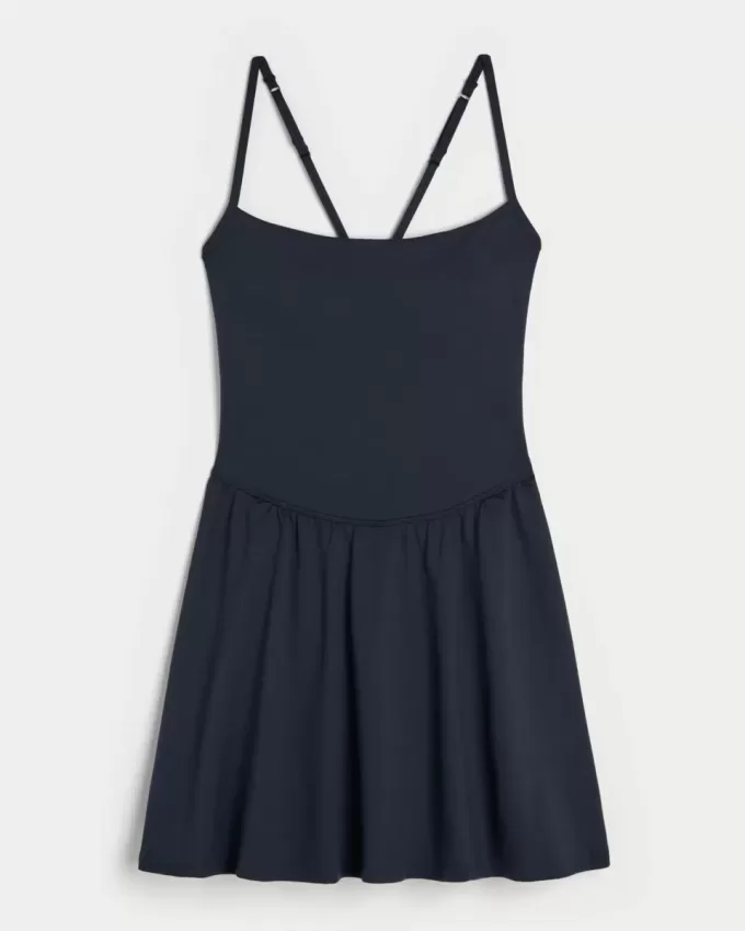 Vestido con espalda de tiras activa de Gilly Hicks