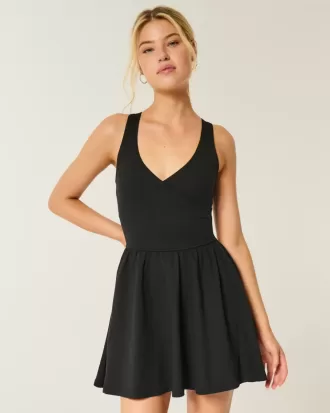 Vestido cruzado con cuello halter Gilly Hicks Active Recharge