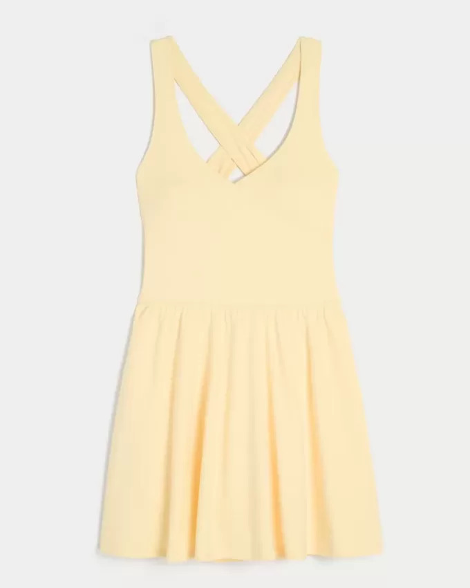 Vestido cruzado con cuello halter Gilly Hicks Active Recharge Vestido cruzado con cuello halter Gilly Hicks Active Recharge
