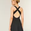 Vestido cruzado con cuello halter Gilly Hicks Active Recharge Vestido cruzado con cuello halter Gilly Hicks Active Recharge