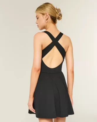 Vestido cruzado con cuello halter Gilly Hicks Active Recharge