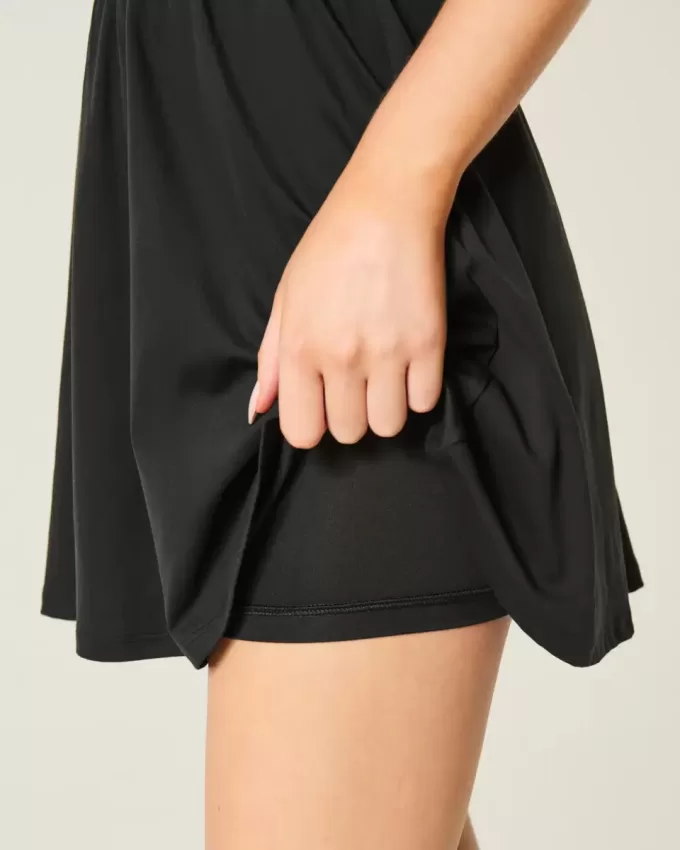 Vestido cruzado con cuello halter Gilly Hicks Active Recharge Vestido cruzado con cuello halter Gilly Hicks Active Recharge