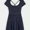 Vestido de tirantes activo de Gilly Hicks