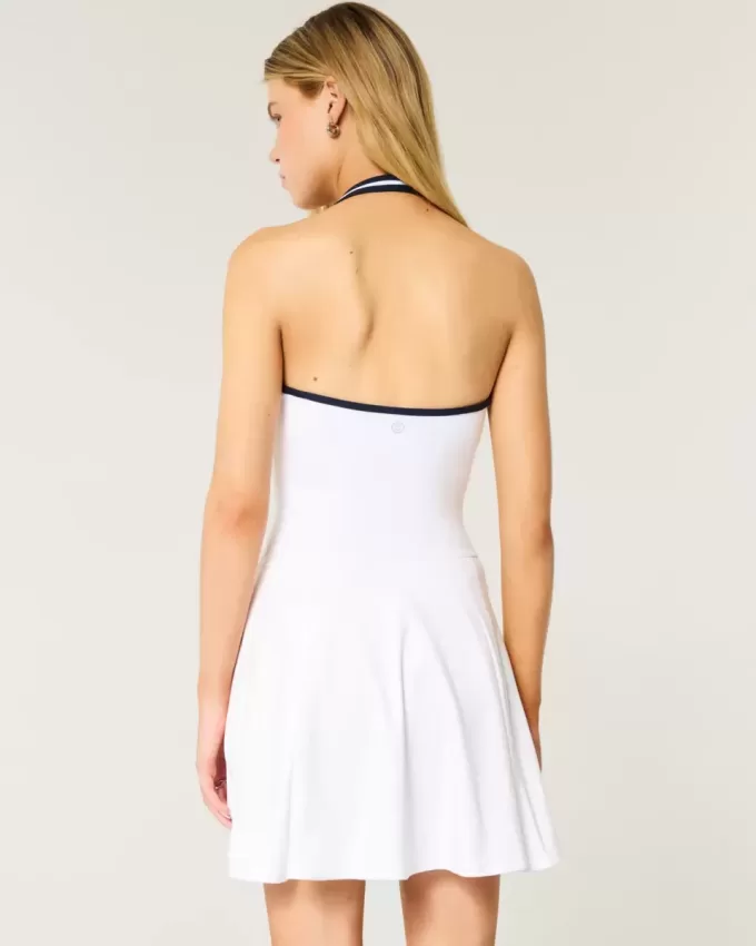 Vestido halter plisado activo de Gilly Hicks Vestido halter plisado activo de Gilly Hicks
