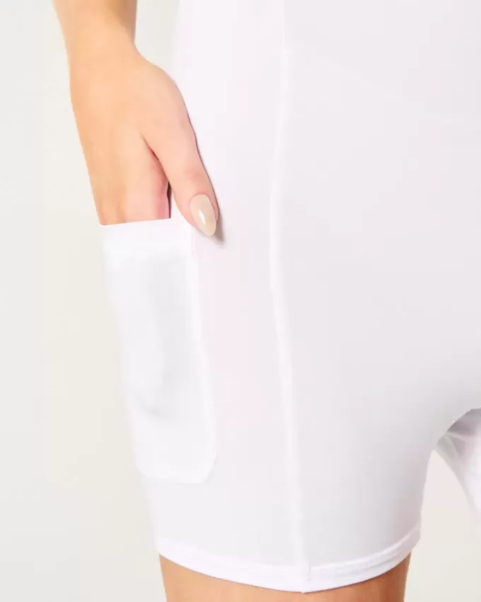 Vestido halter plisado activo de Gilly Hicks Vestido halter plisado activo de Gilly Hicks