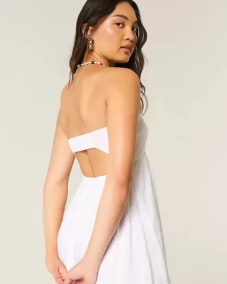 Vestido largo sin tirantes con busto retorcido