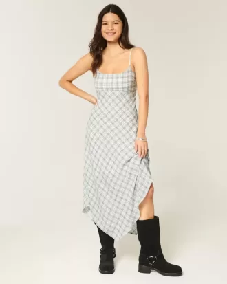 Vestido midi con dobladillo asimétrico