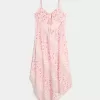 Vestido midi con dobladillo asimétrico Vestido midi con dobladillo asimétrico