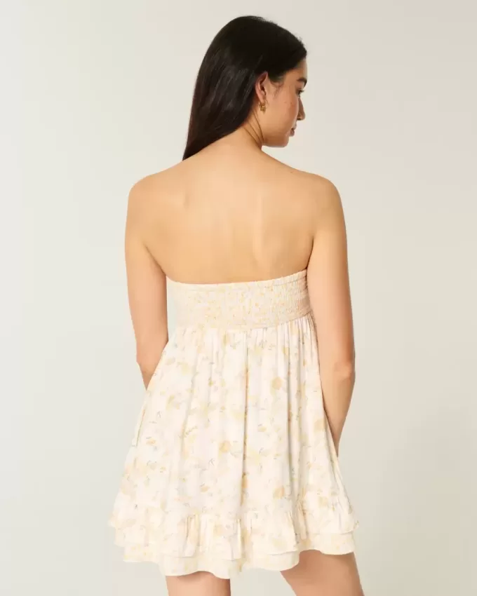 Vestido mini babydoll con volantes y sin tirantes Vestido mini babydoll con volantes y sin tirantes