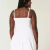 Vestido mini con cuello en V y burbujas Vestido mini con cuello en V y burbujas