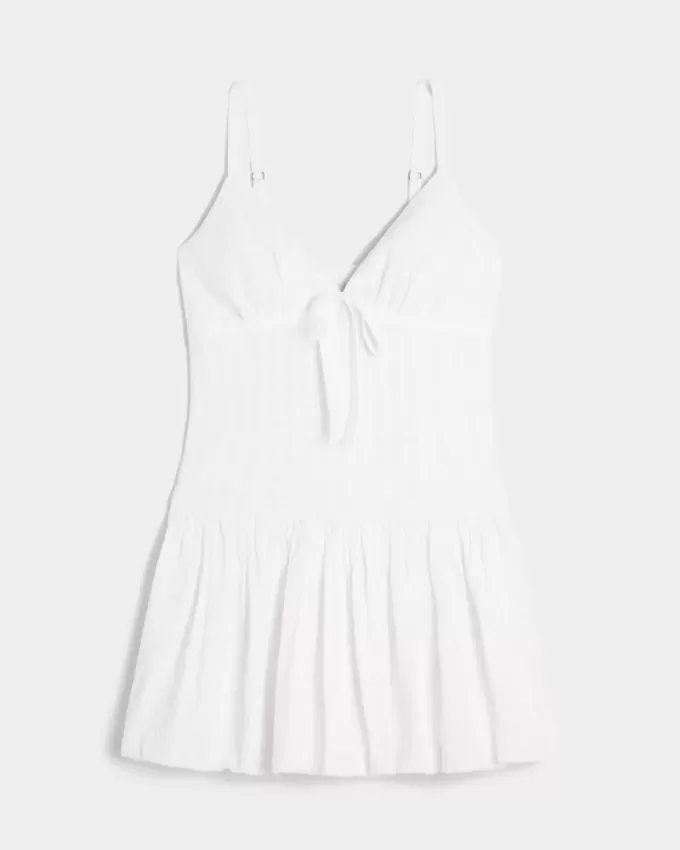 Vestido mini con cuello en V y burbujas Vestido mini con cuello en V y burbujas