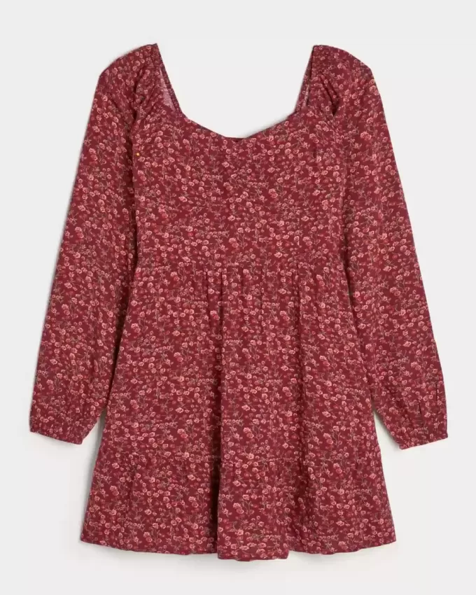 Vestido mini de manga larga con escote ceñido Vestido mini de manga larga con escote ceñido