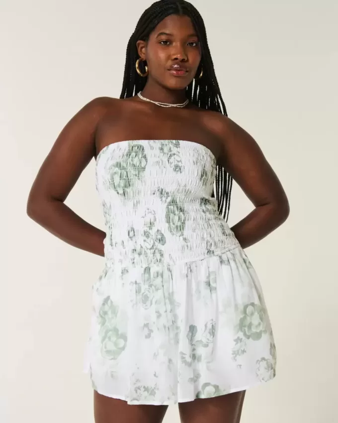 Vestido mini sin tirantes con escote fruncido Vestido mini sin tirantes con escote fruncido