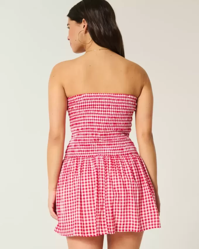 Vestido mini sin tirantes con escote fruncido Vestido mini sin tirantes con escote fruncido