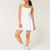 Vestido plisado activo de Gilly Hicks Vestido plisado activo de Gilly Hicks