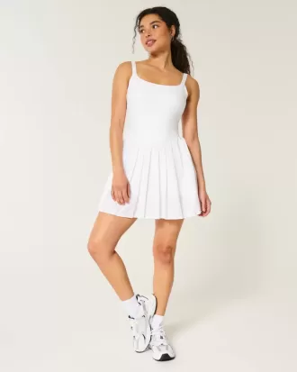 Vestido plisado activo de Gilly Hicks