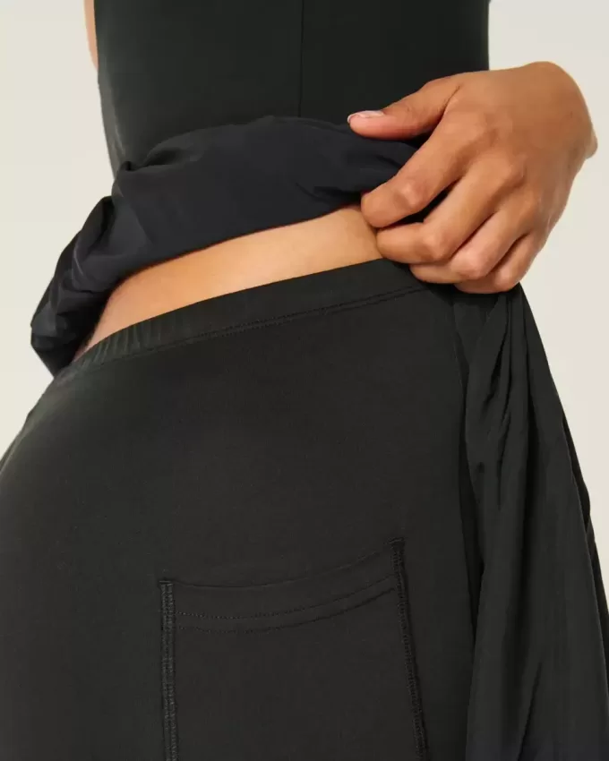 Vestido plisado activo de Gilly Hicks Vestido plisado activo de Gilly Hicks