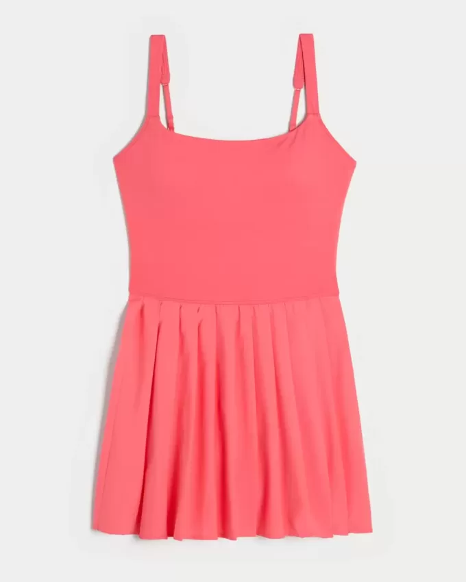 Vestido plisado activo de Gilly Hicks Vestido plisado activo de Gilly Hicks