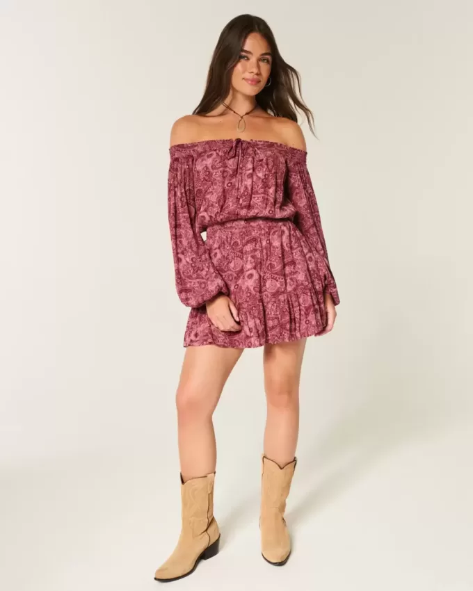 Vestido tejido con hombros descubiertos Vestido tejido con hombros descubiertos