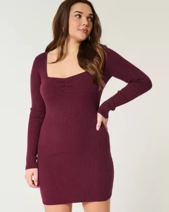 Vestido tipo suéter de manga larga con escote ceñido y espalda abierta