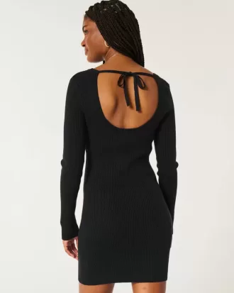 Vestido tipo suéter de manga larga con escote ceñido y espalda abierta